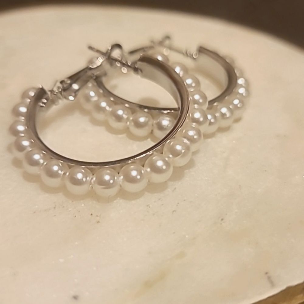 Pearl Hoop Beaded Earrings in Silver Alloy